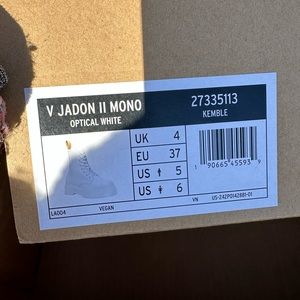 Dr. Martens Jodon II moon all white size 6